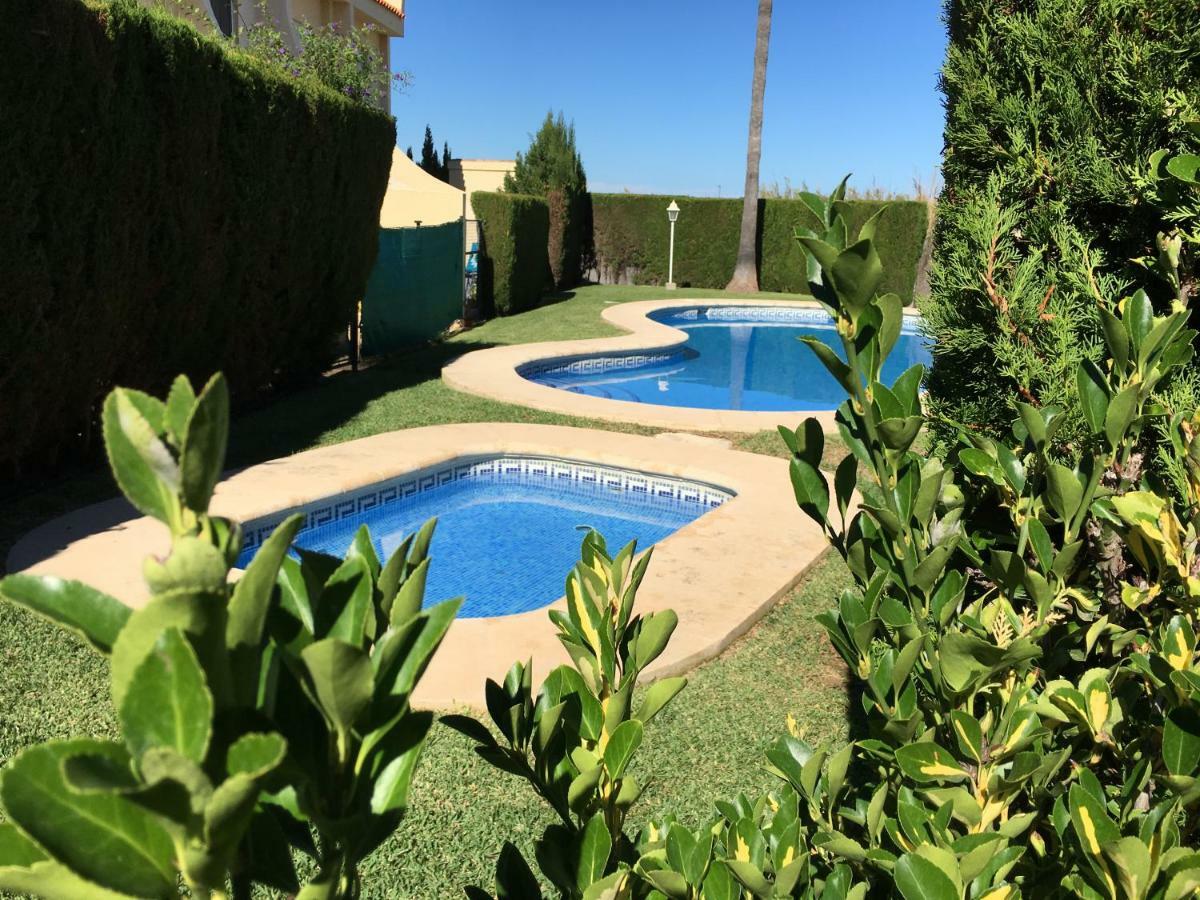 Villa Frente Al Mar Oliva Exterior foto
