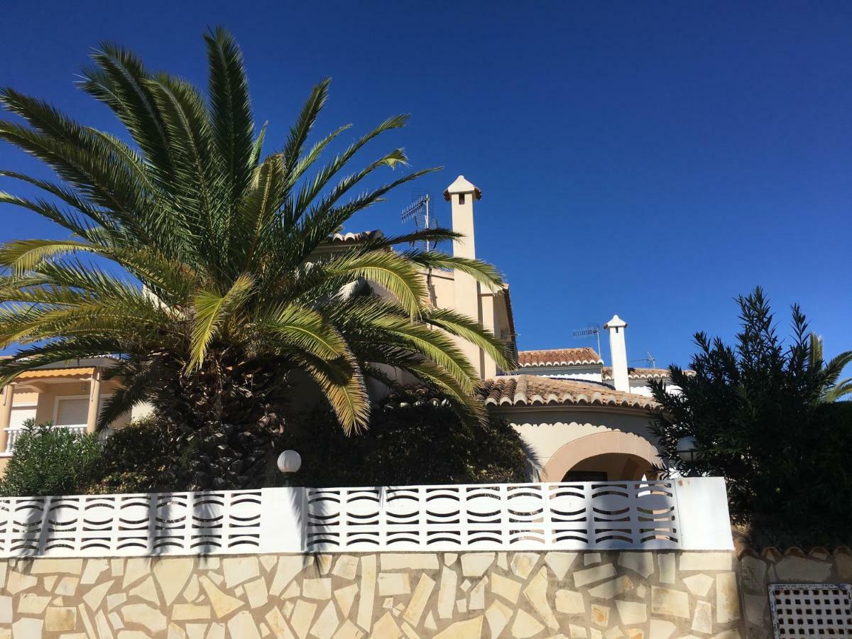 Villa Frente Al Mar Oliva Exterior foto