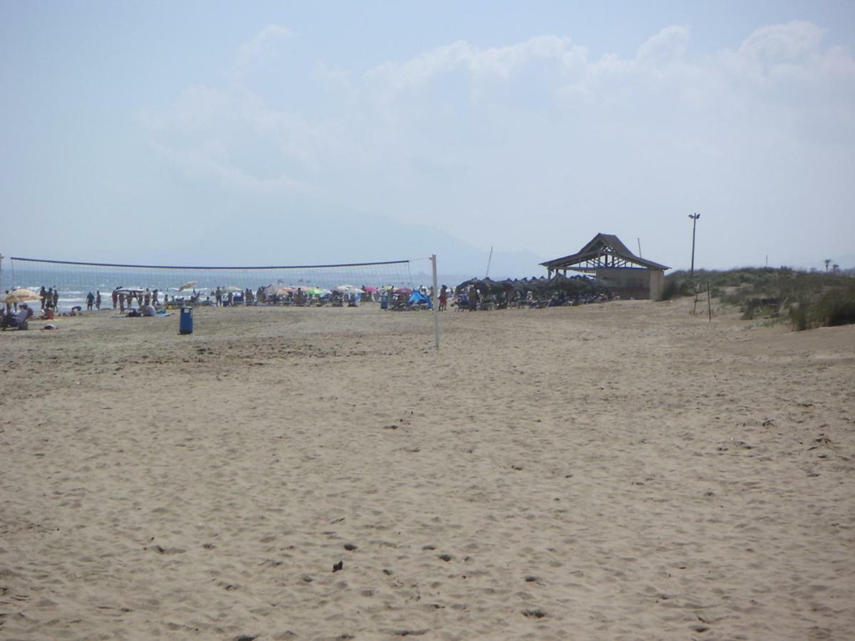 Villa Frente Al Mar Oliva Exterior foto