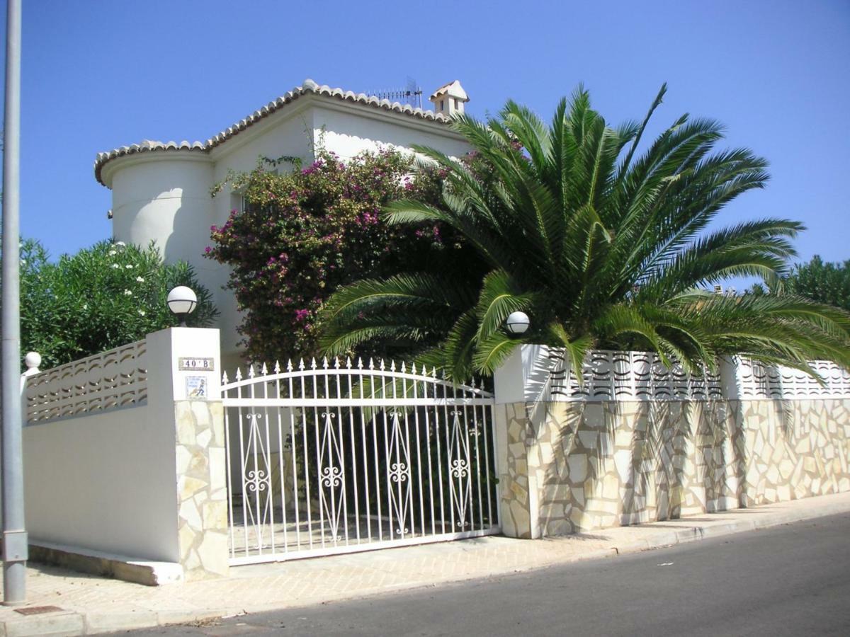 Villa Frente Al Mar Oliva Exterior foto